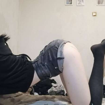 Сливы студенток и няшек 18+ тг